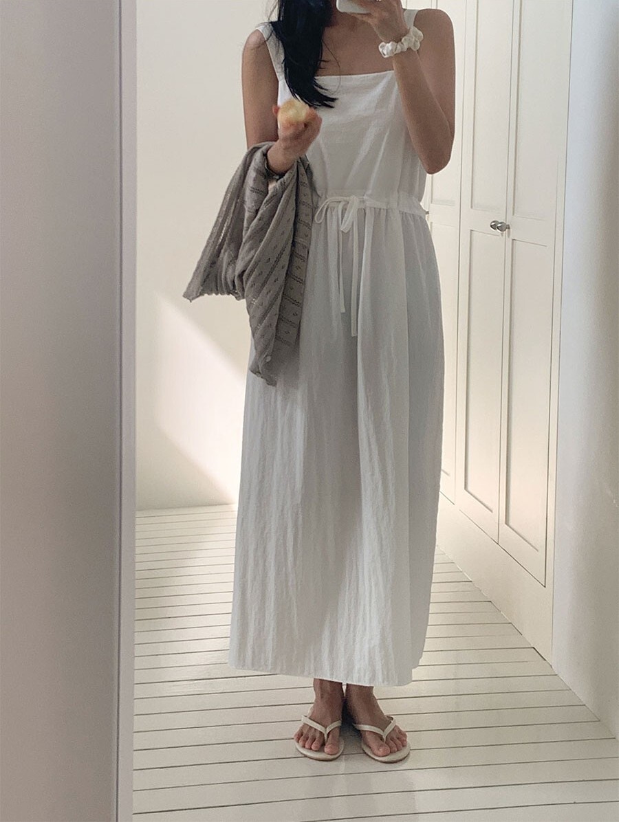 韓國Cherrykoko授權 雲光微甜素白方領綁帶縮腰洋裝