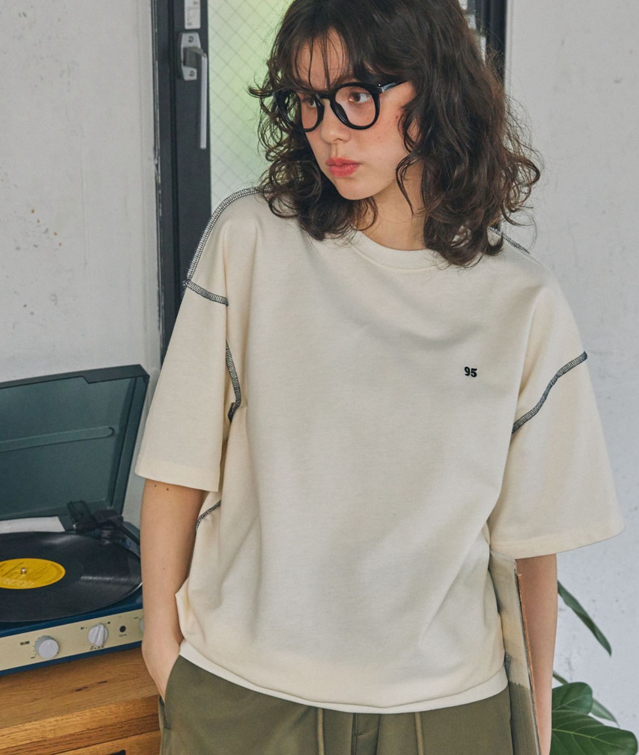 【預購】JN073002 MONO-MART LADY'S 刺繡短袖上衣(free size)