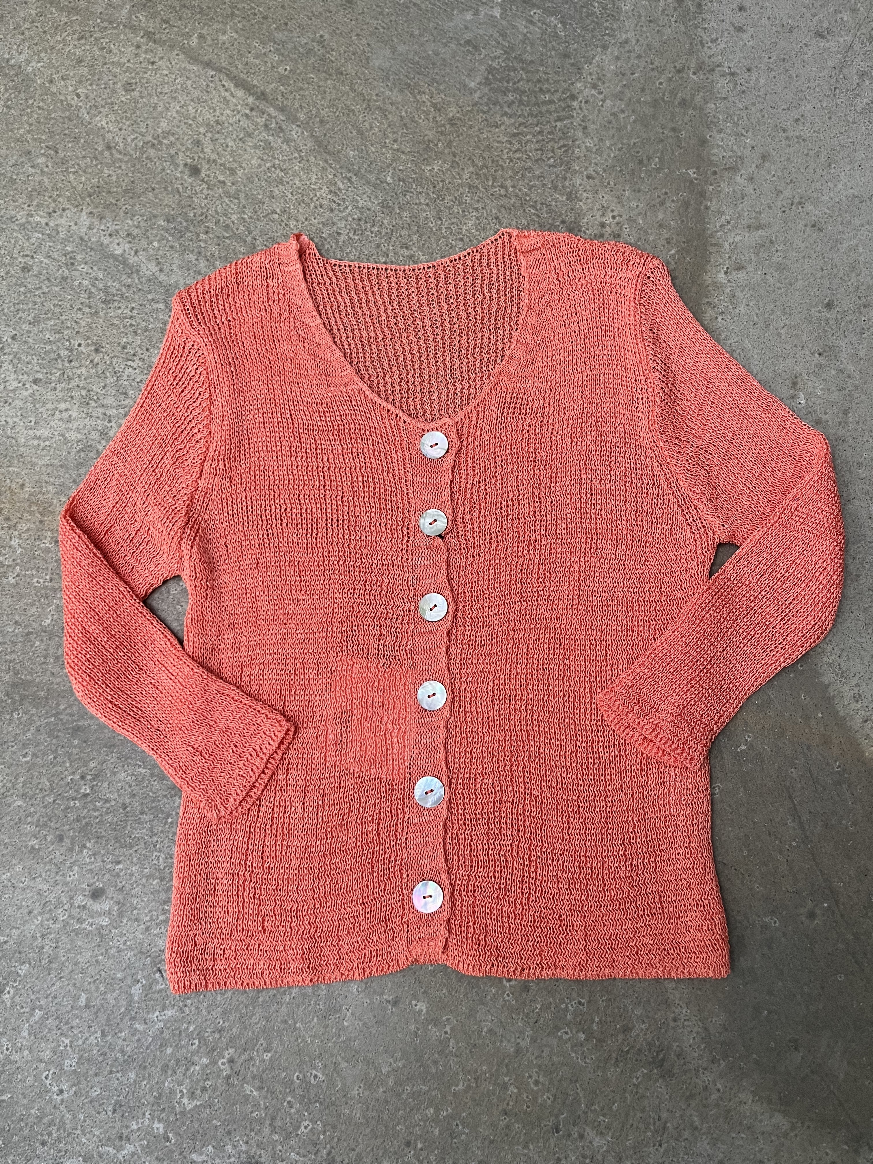 粉紅色針織外套