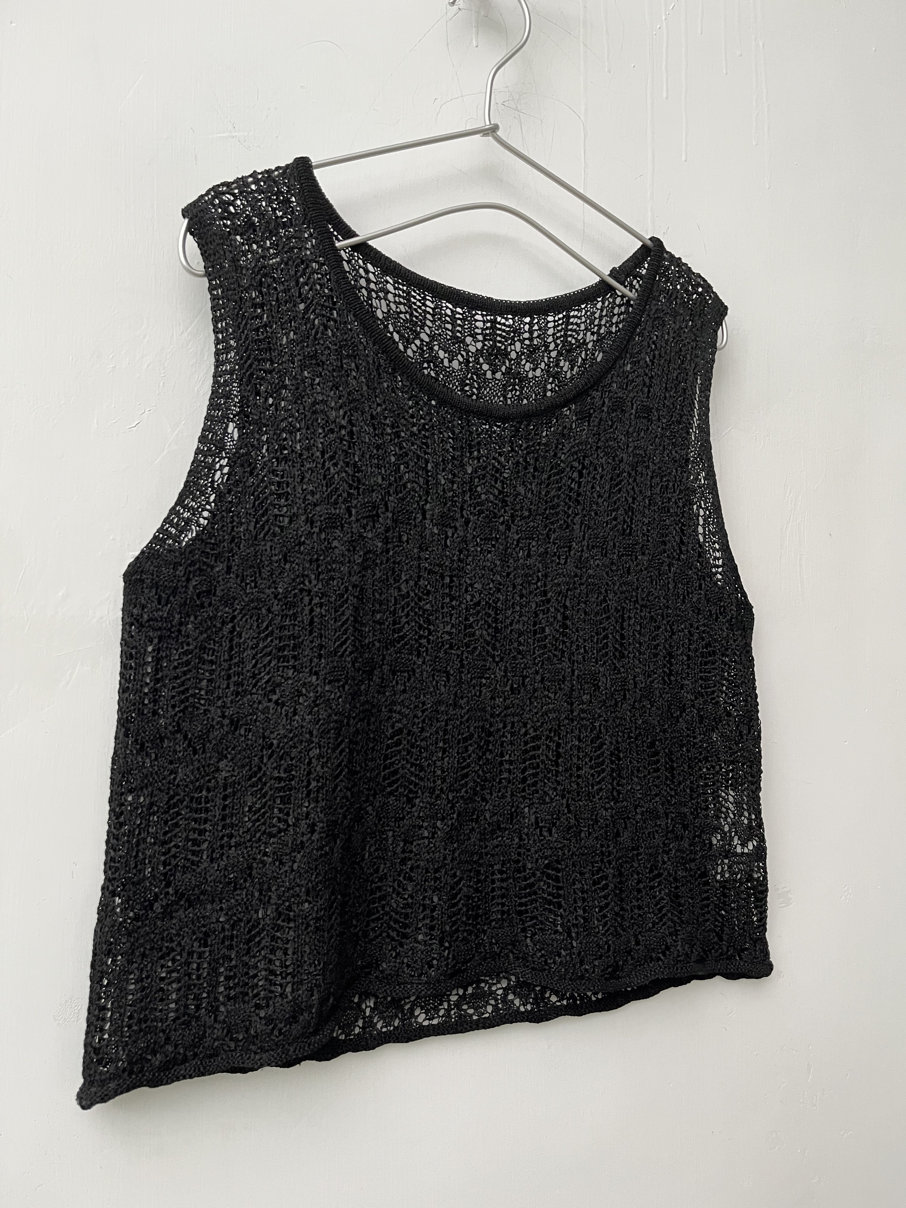 韓國製黑色針織通花背心