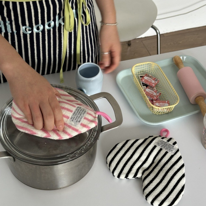 《6170》條紋愛心防燙隔熱墊