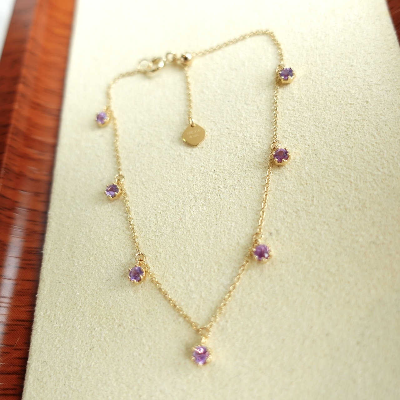 18K金薰衣草紫色藍寶石滿天星手鏈