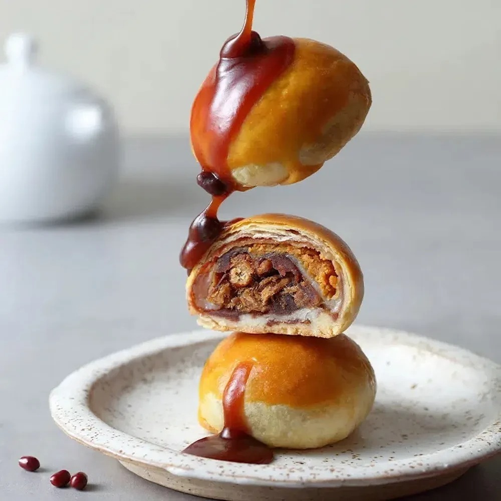 【丰丹嚴選本鋪】幸虎滿滿綜合禮盒 - 桂圓南棗核桃糕/幸福 Q 餅/松子茶酥/酒藏皇妃酥/原味鳳梨酥(附提袋)