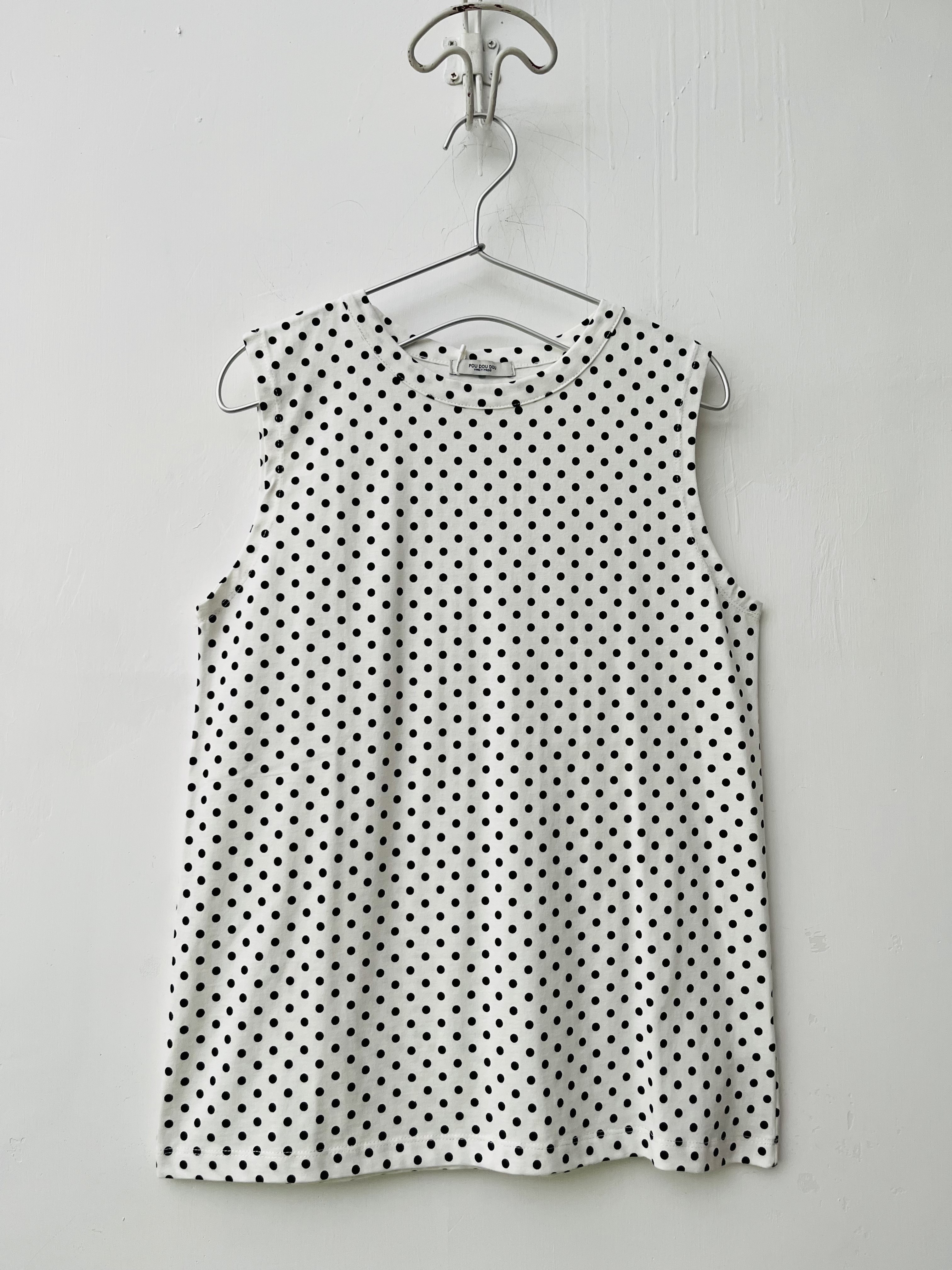 白色波點背心