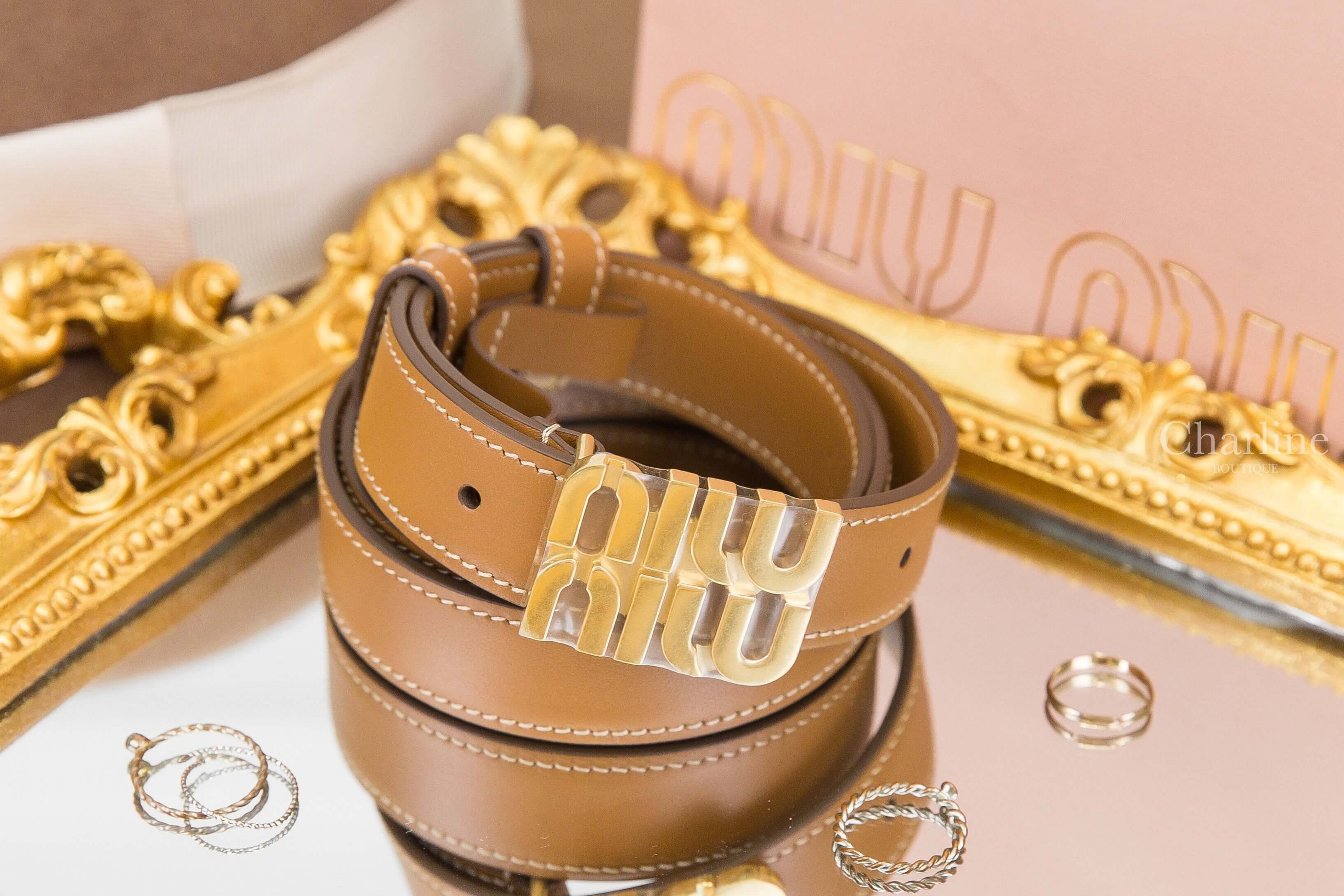Miu Miu Leather Belt 焦糖色金色字母小牛皮2.5cm皮帶-Charline Boutique 精品代購