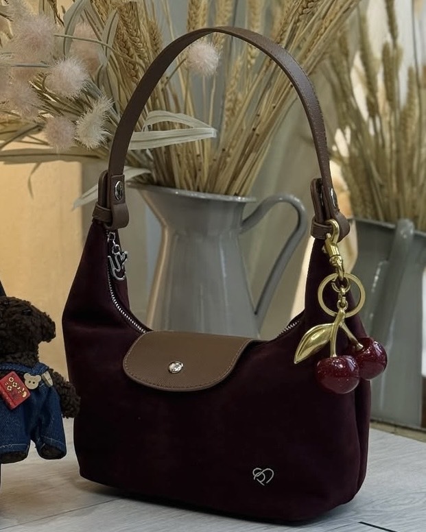 <泰好揹>泰國 設計師品牌 Pony MO-YA 系列 麂皮 拼接 肩背包 5色