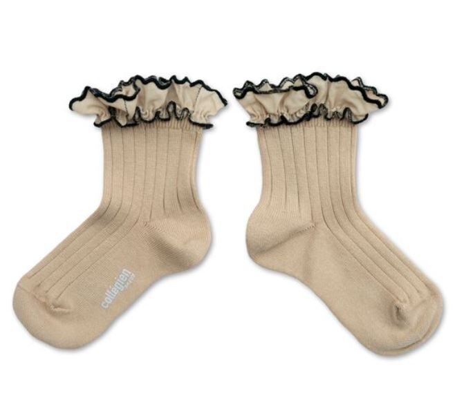 COLLEGIEN 荷葉邊羅紋短襪Suzanne  -Sable沙色