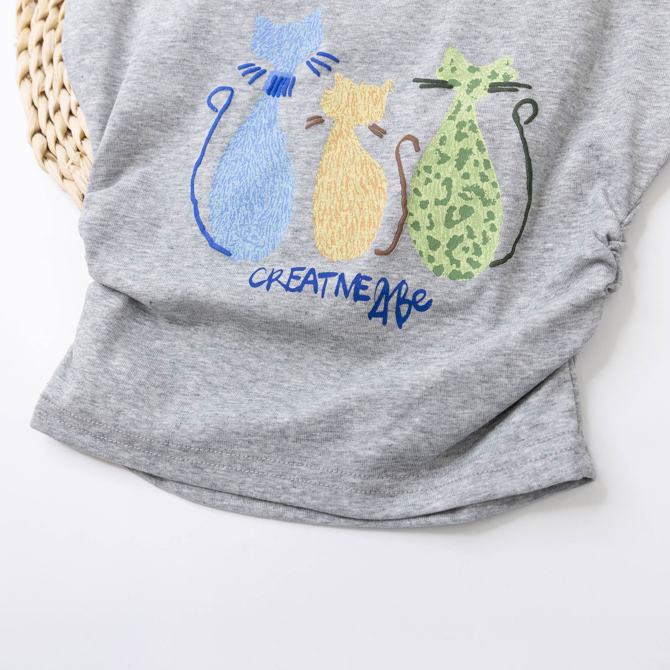 【H50938】藝術塗鴉貓咪圓領上衣/短T＊二色