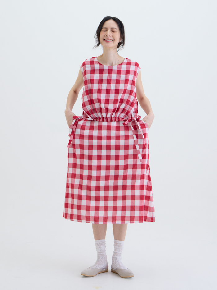 小町便服連袖洋裝-桑紅白格
