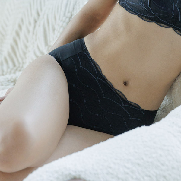 Altered Fairytale Mid Rise Briefs