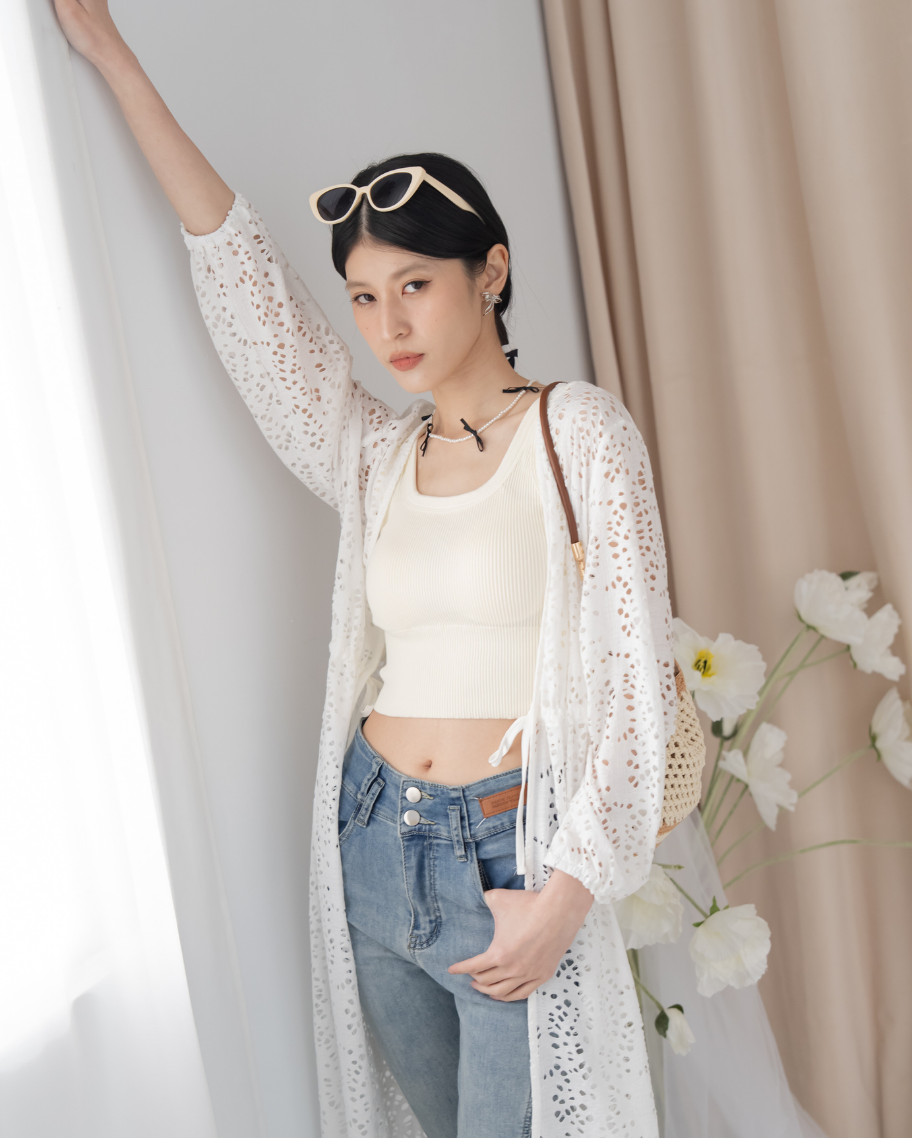 浪漫簍空蕾絲綁帶罩衫