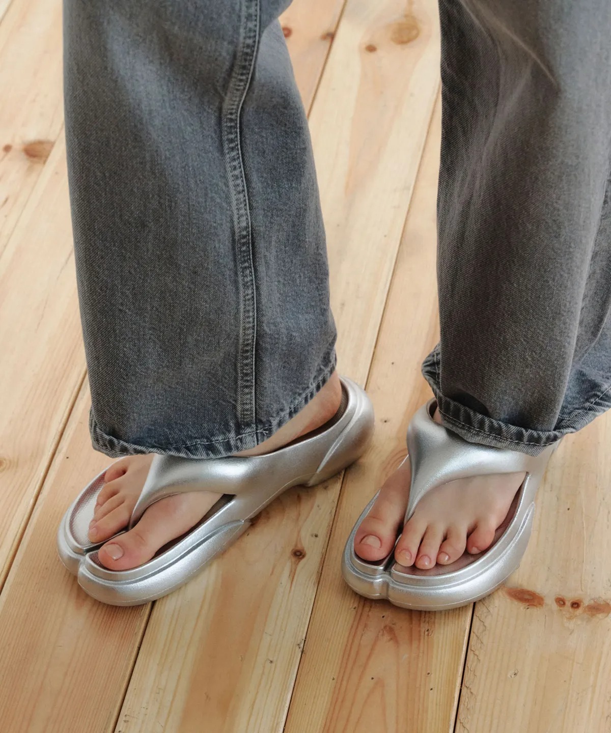 PAES Flipflop 02 SILVER