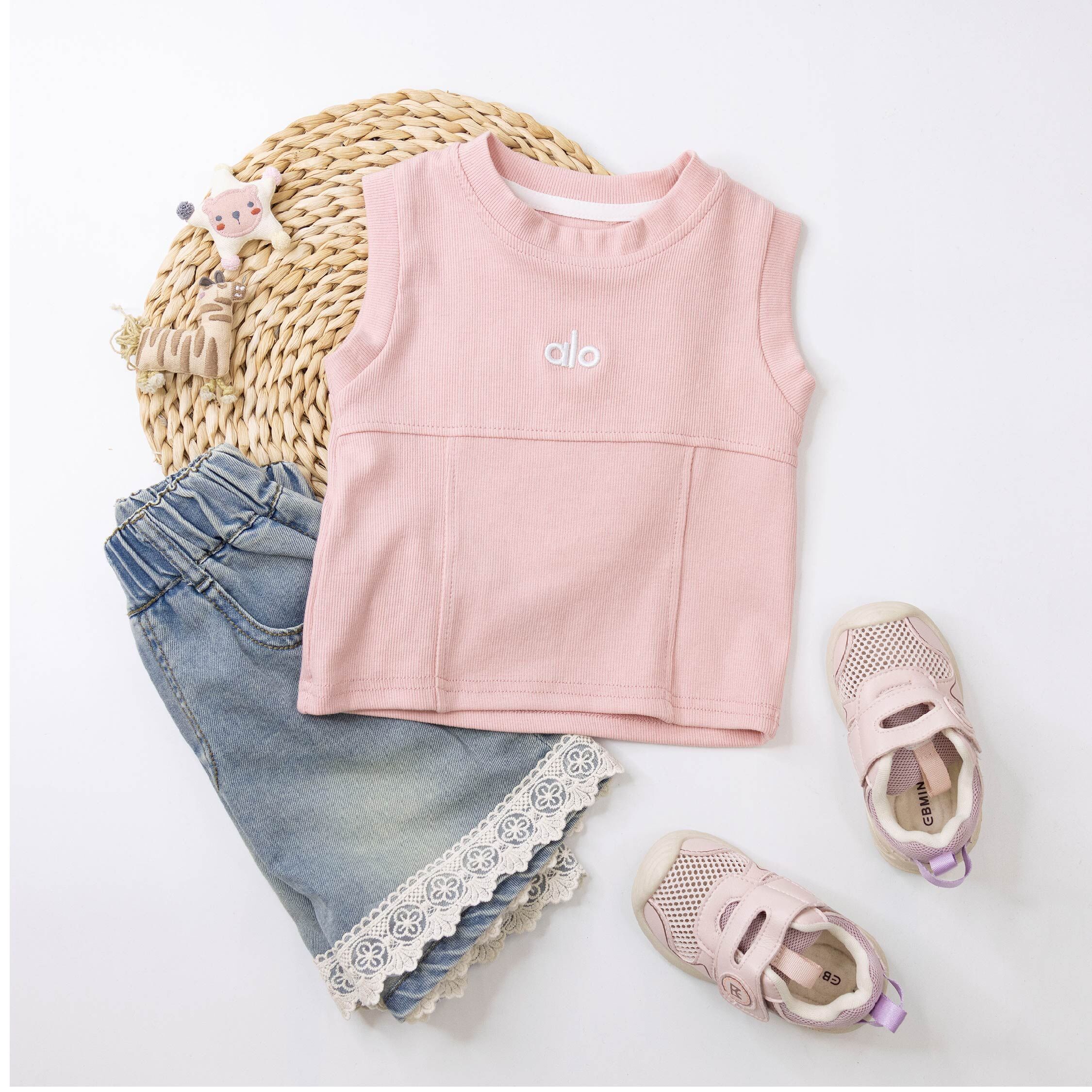 個性字母刺繡舒適坑條紋背心 (H50937)