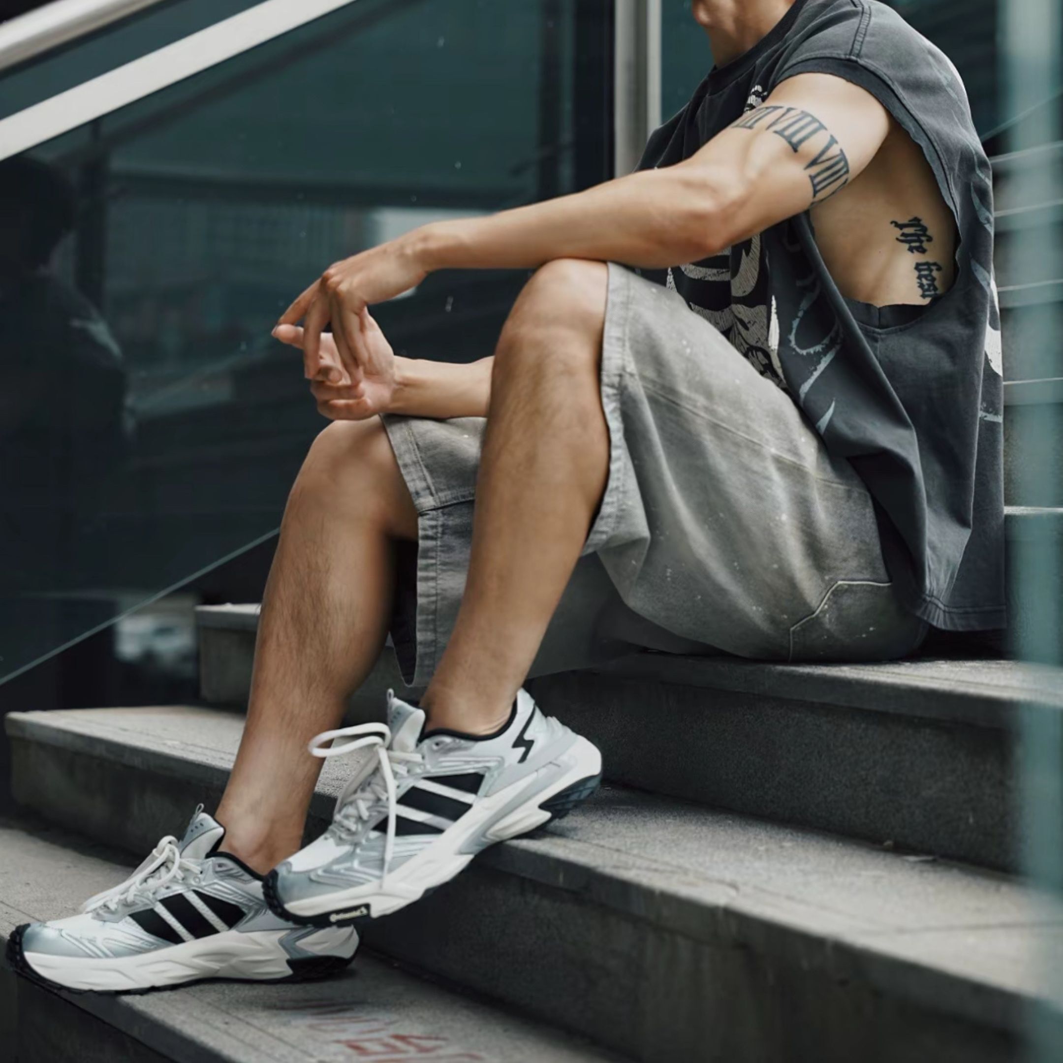 NICEDAY 代購Adidas XLG Storm Edge 機甲鞋復古白黑黑白老爹鞋