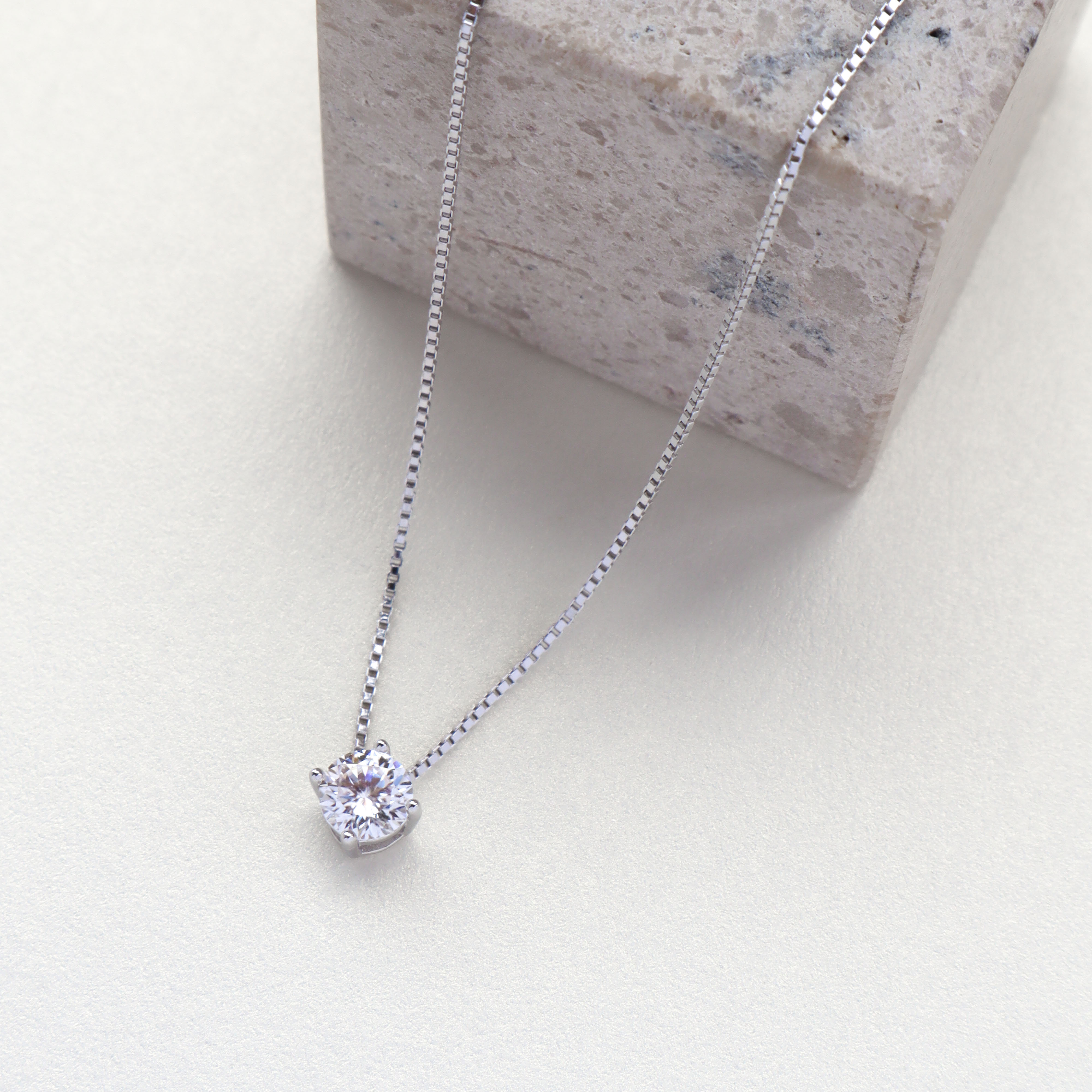 Silver/單顆莫桑鑽項鍊