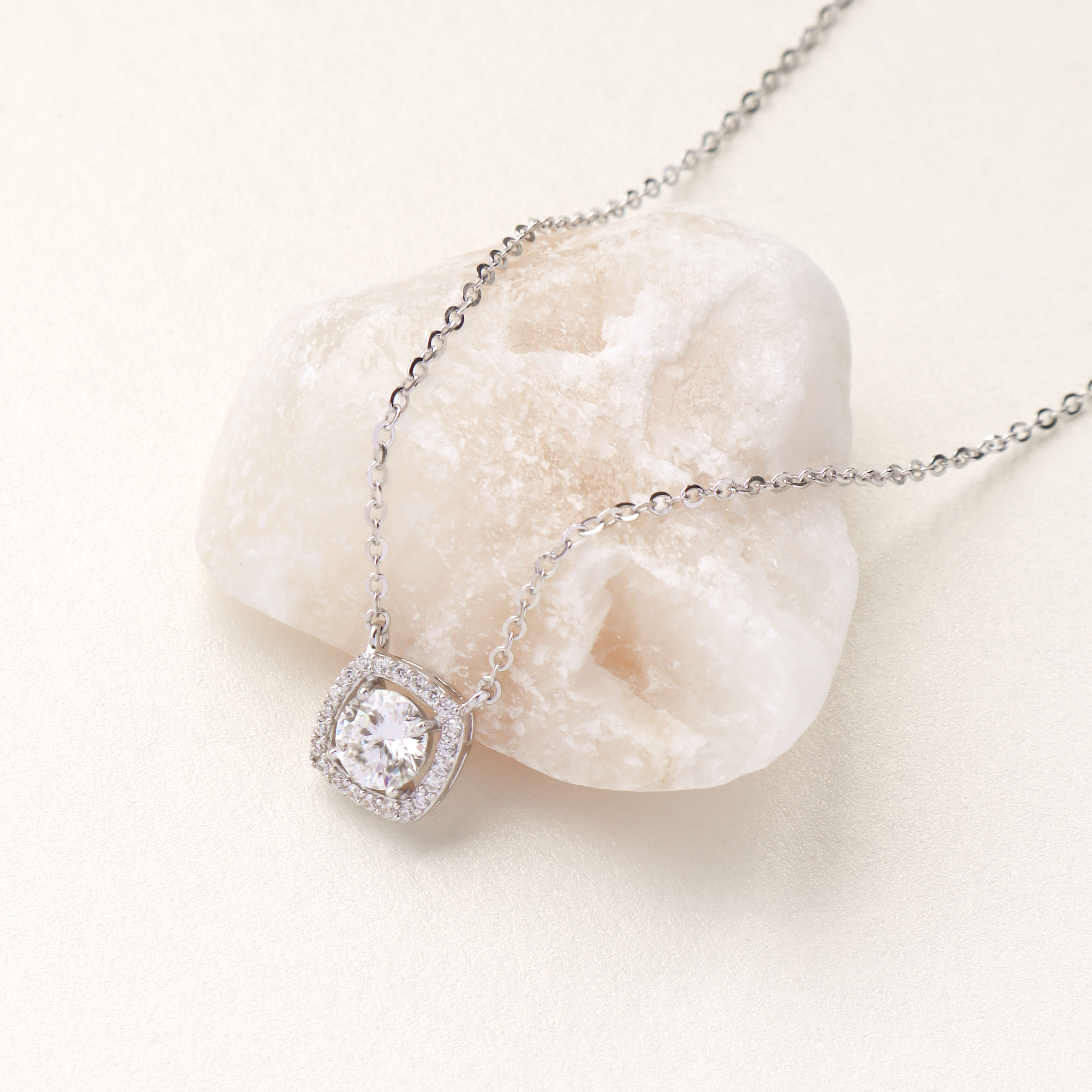 Silver/方塊莫桑鑽項鍊