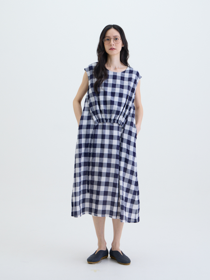 小町便服連袖洋裝-藏青白格