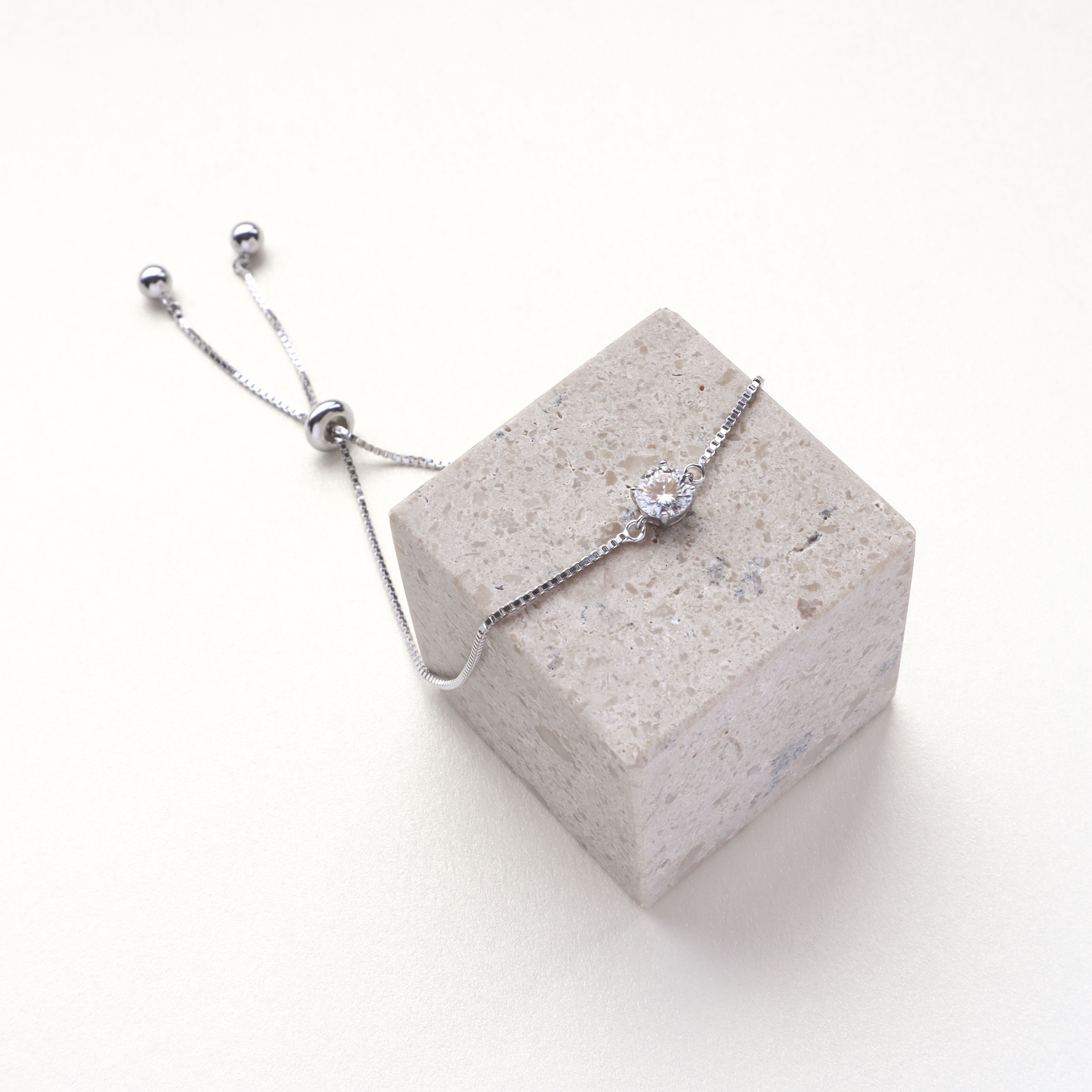 Silver/拉繩單顆莫桑鑽手鍊