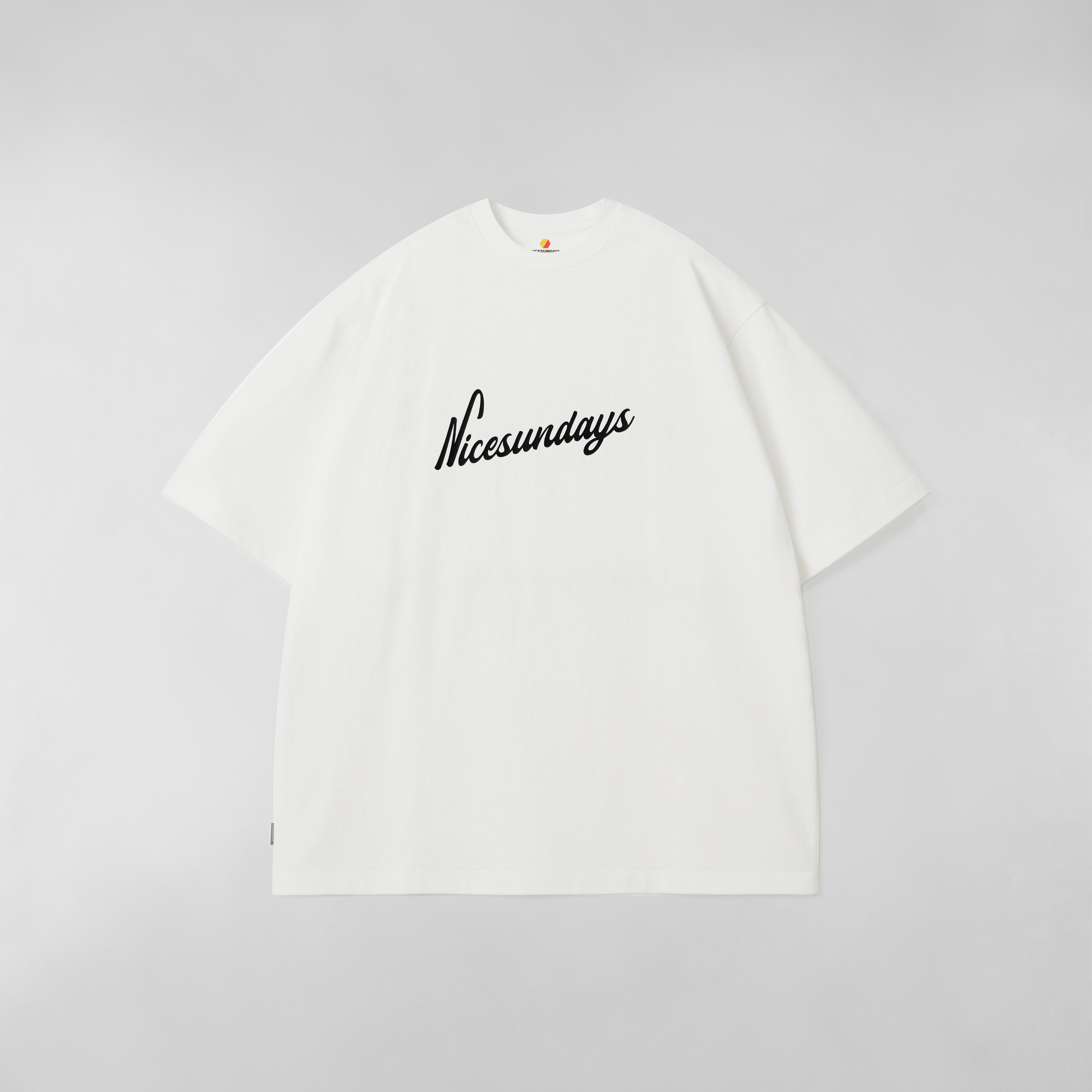 NICESUNDAYS | Basketball Graphic Tee "White"