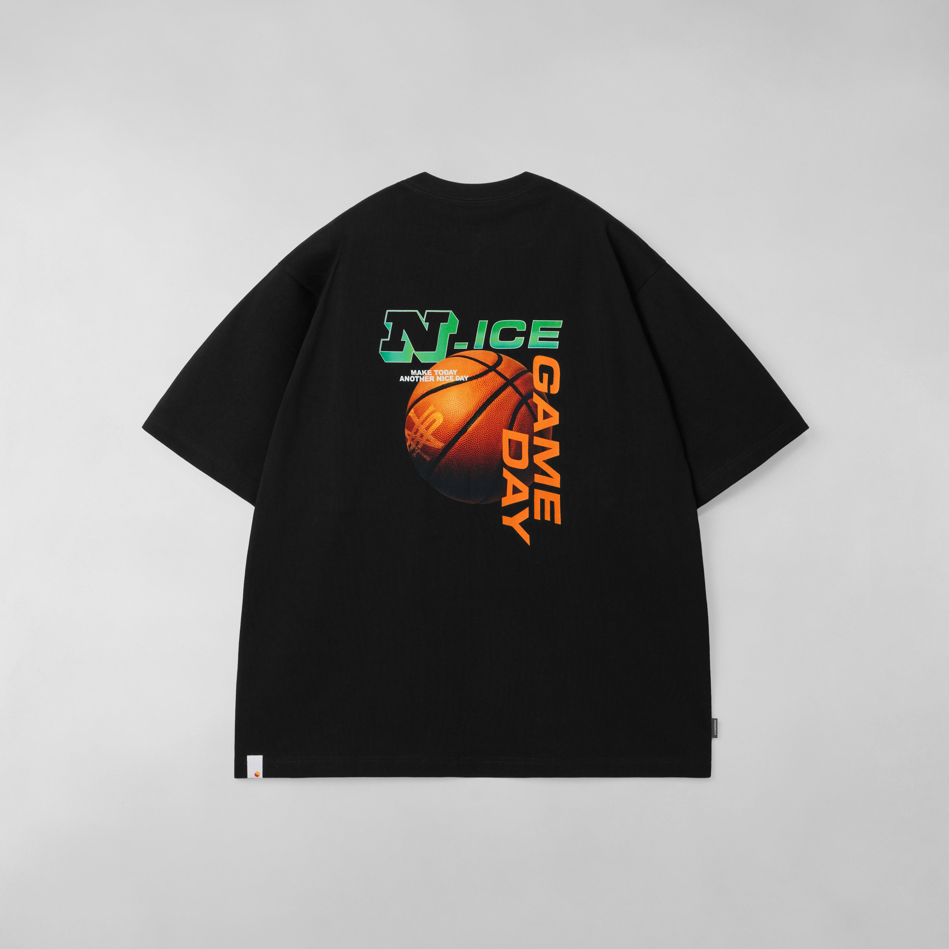 NICESUNDAYS | Basketball Graphic Tee "Black"