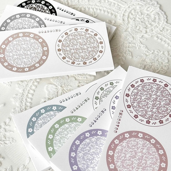 韓國 ggaggong．圓形小花便箋本