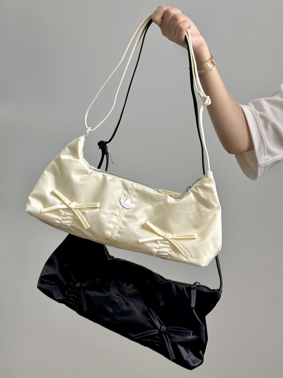 ADIDAS ORIGINALS 蝴蝶結皺褶包 單肩包 手提包 腋下包 法棍包 可調節 奶油色 KC2769 黑色 KC2770 / 預購