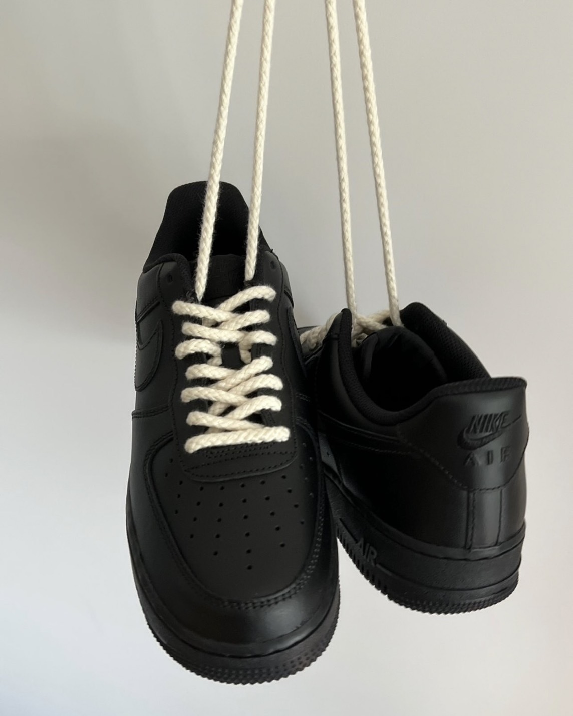 Nike Air Force 1 '07 低筒 全黑