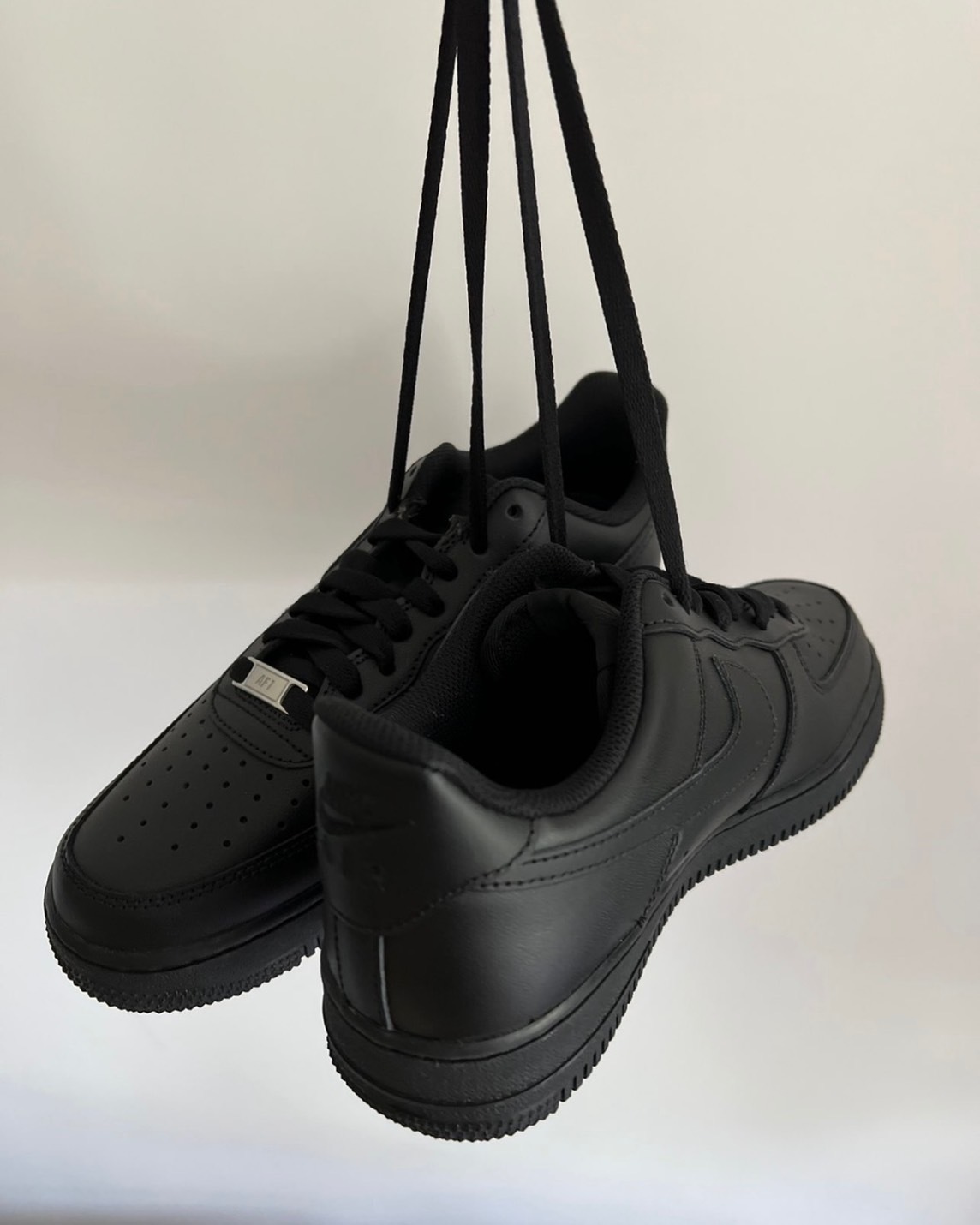 Nike Air Force 1 '07 低筒 全黑