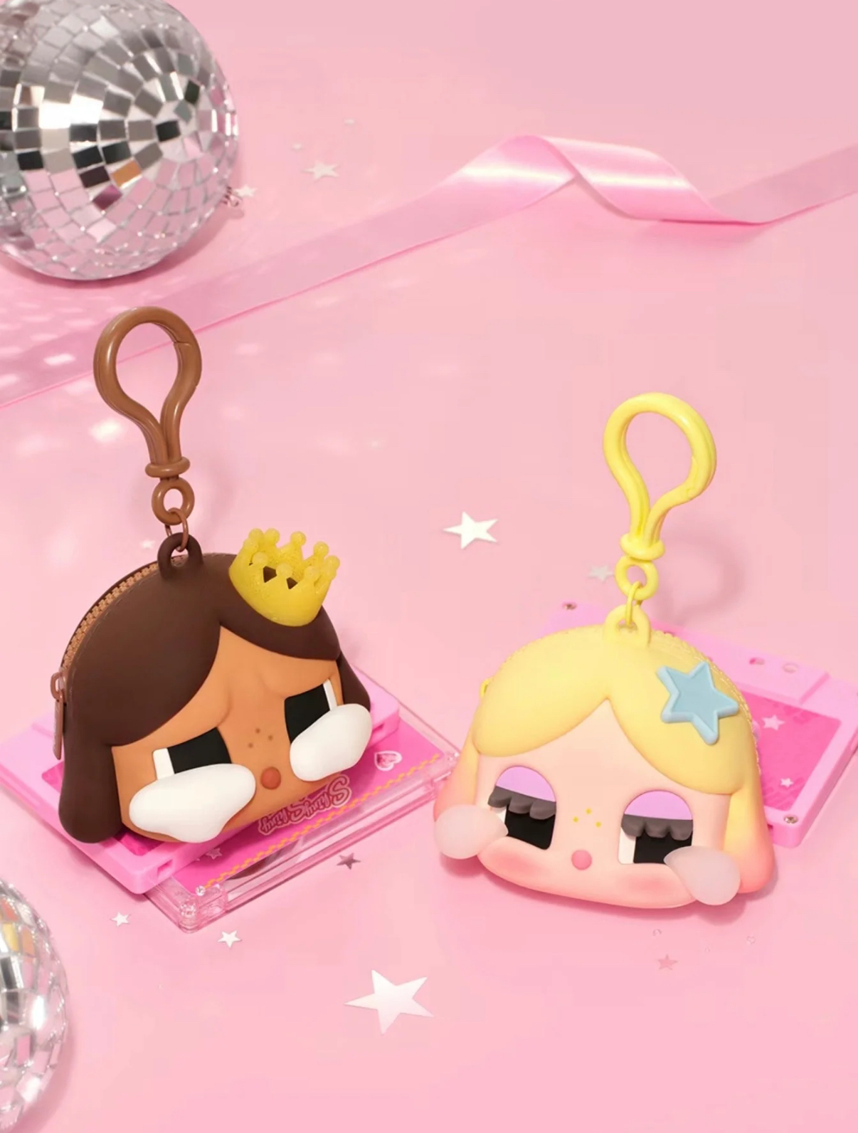 POPMART 泡泡瑪特 Crybaby SHINY SHINY系列耳機包 2款 哭娃 吊飾 鑰匙圈(任買兩件711免運)/預購