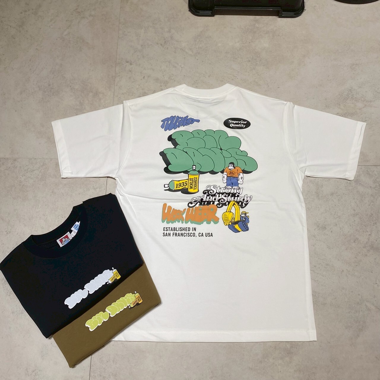 Ben davis 猿人噴漆怪手泡泡字短Tee C-25580059