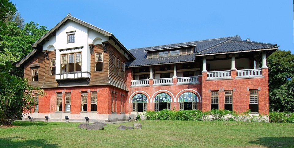 北投溫泉博物館原本是日治時期興建的北投公共浴場，當時可是東亞地區少見的大型溫泉設施。