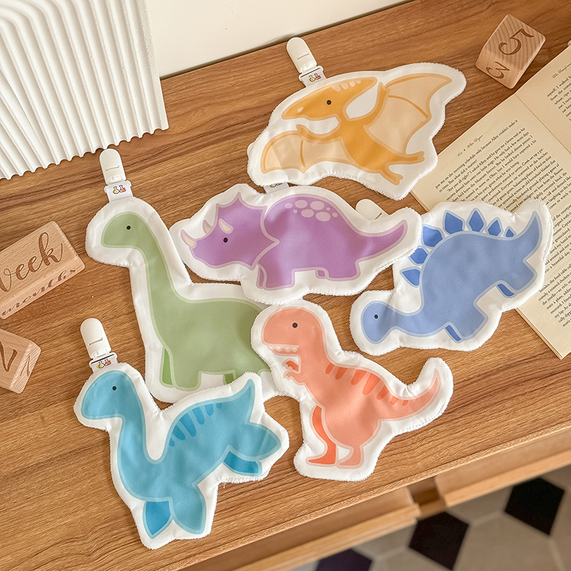 【新材質】手繪恐龍手帕巾 | 幼稚園手帕夾(六層紗布)