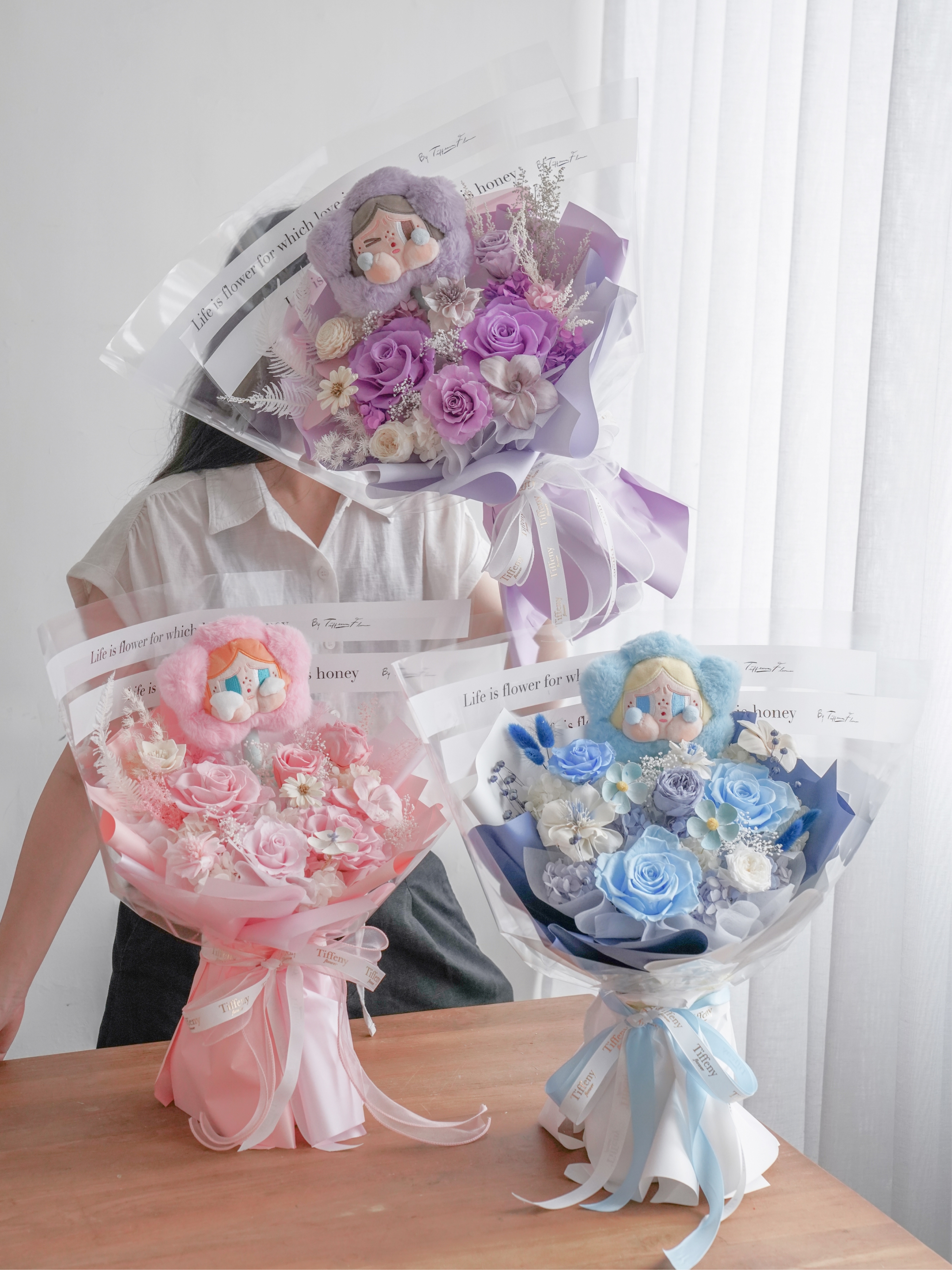 Crybaby哭娃花朵玩偶永生花束