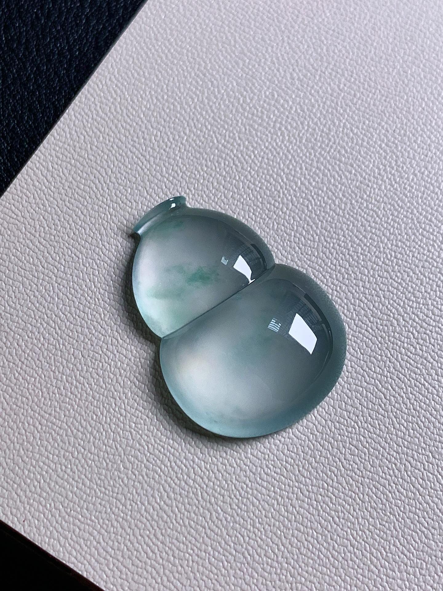 71931 翡翠玻璃種飄花葫蘆