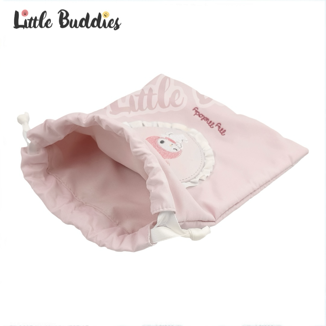 日本 Sanrio My Melody 50周年荷葉邊心心天使系列 束繩袋