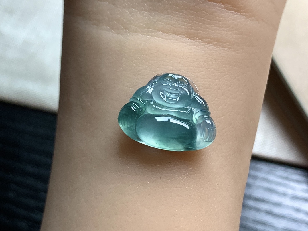 71934 翡翠冰種底色佛公