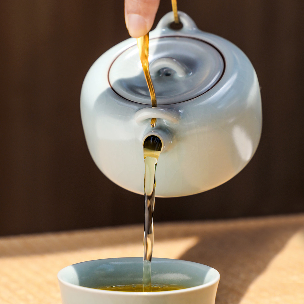 青瓷汝窯銅把提樑壺(190ml)
