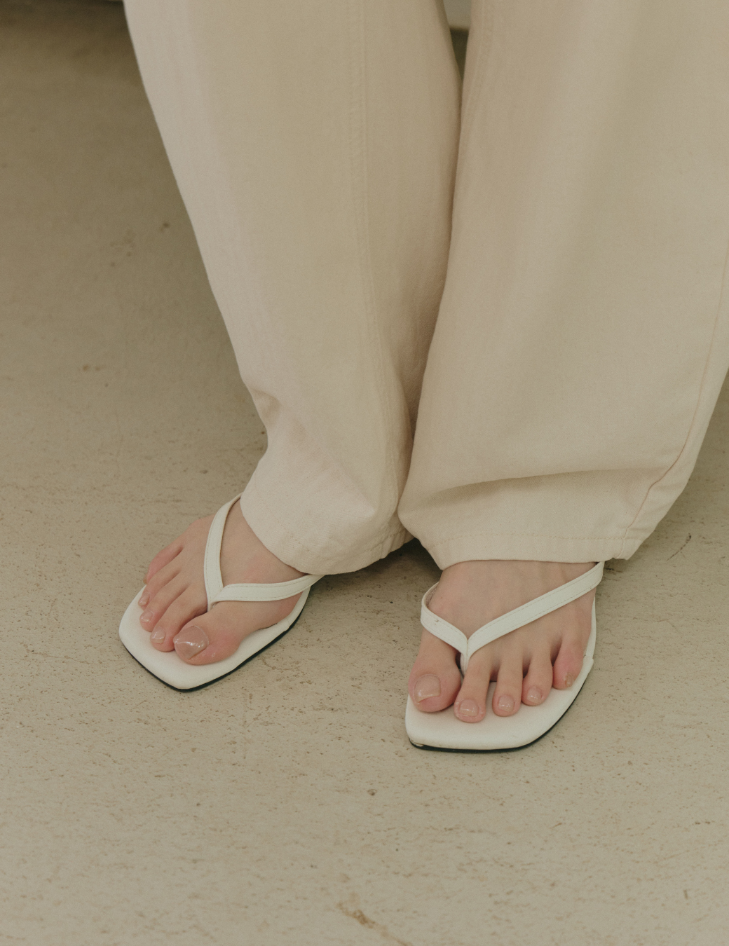 簡約平底夾腳拖鞋（2色/3尺寸）