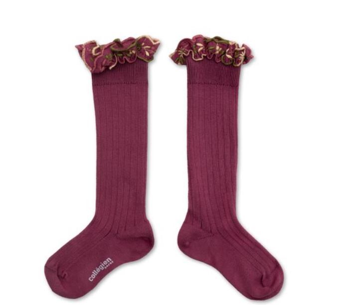 COLLEGIEN 花卉刺繡荷葉邊高筒襪 Eglantine- Raisin Rose葡萄玫瑰