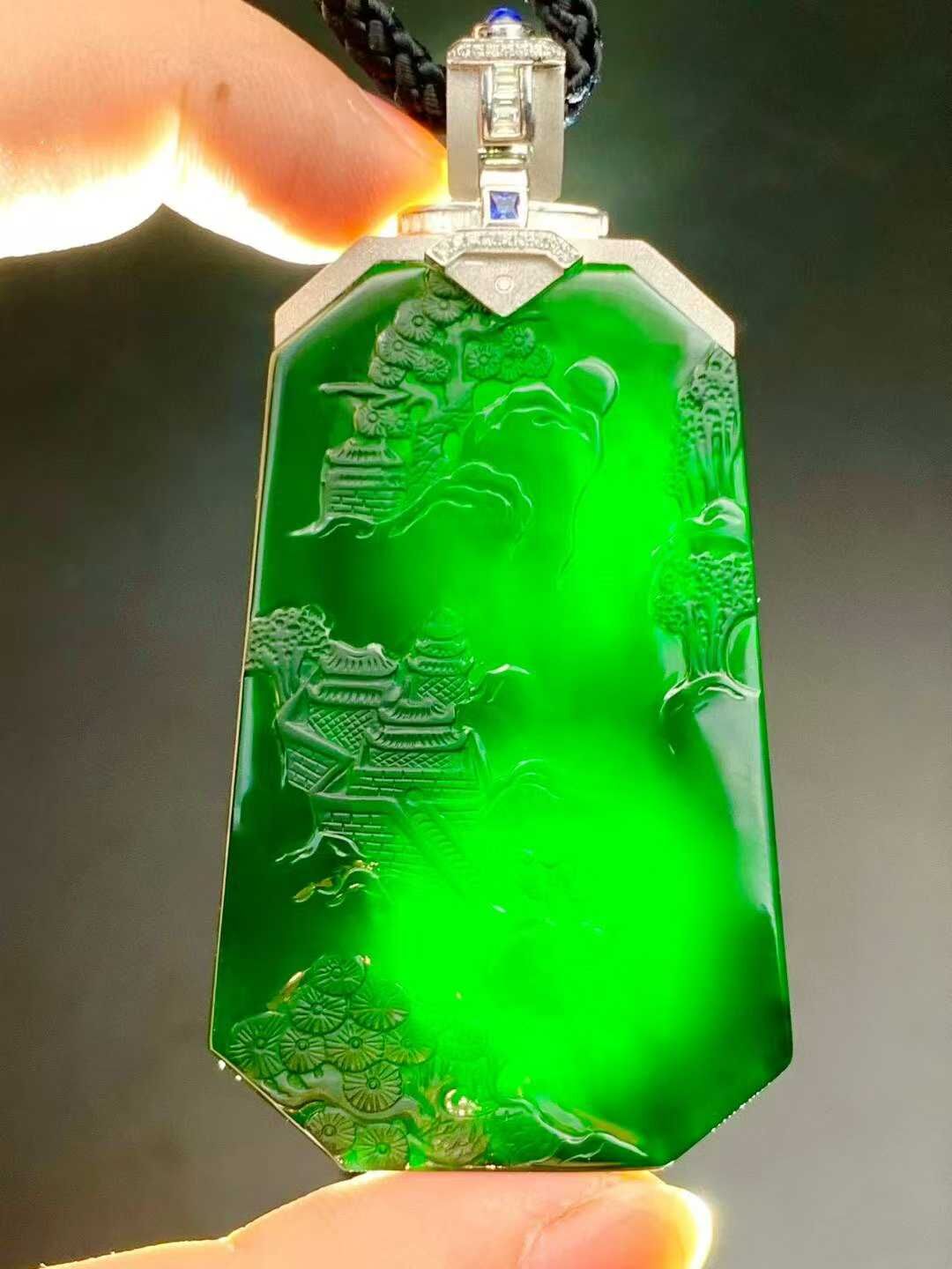 7195911 翡翠天花板墨翠山水牌