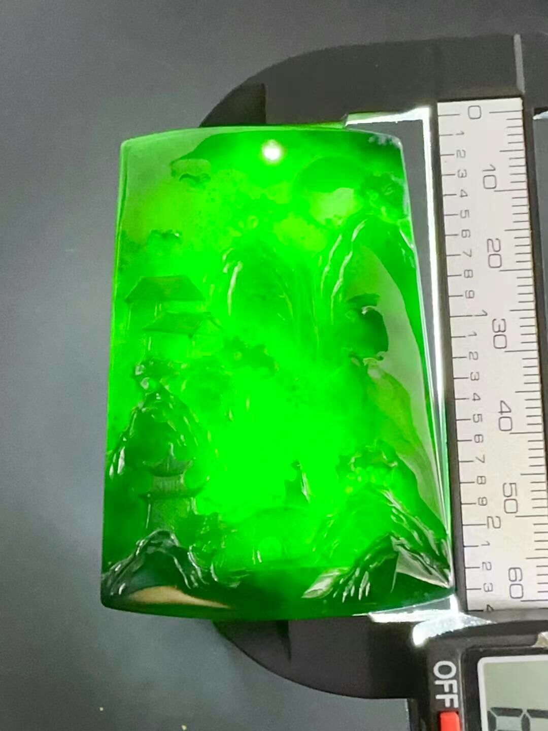 7195915 翡翠墨翠山水牌