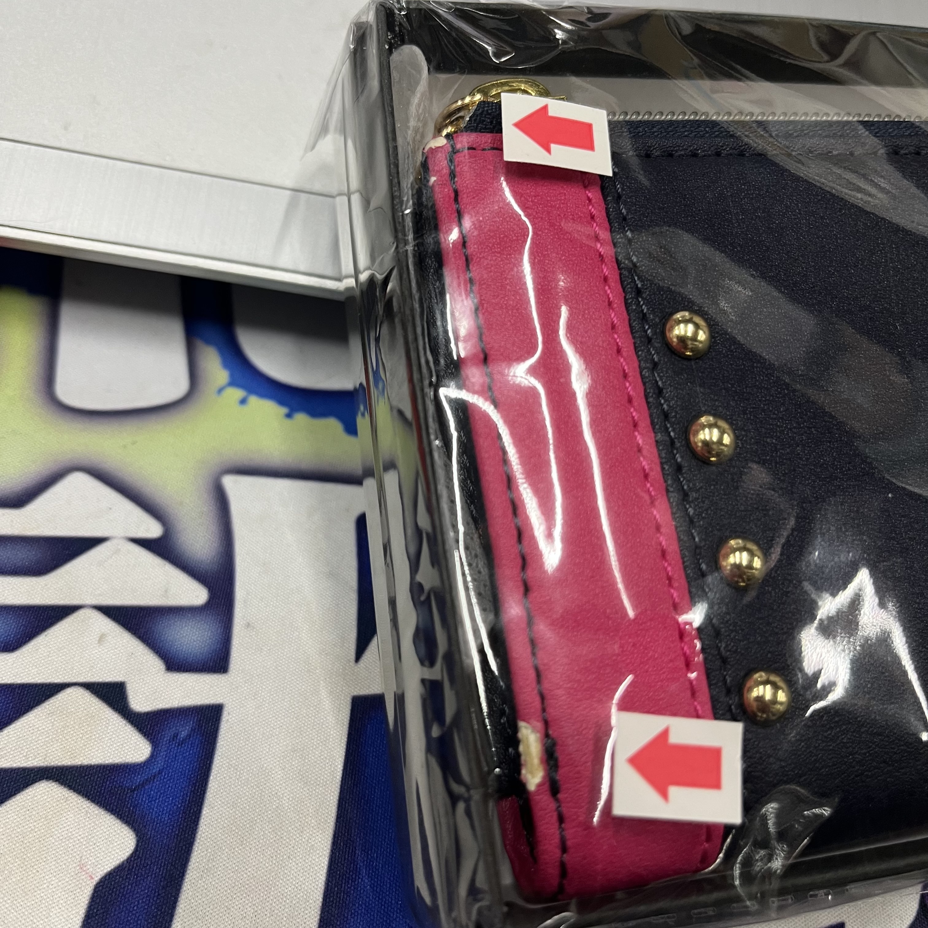 I7 百  銀包 邊瑕#276