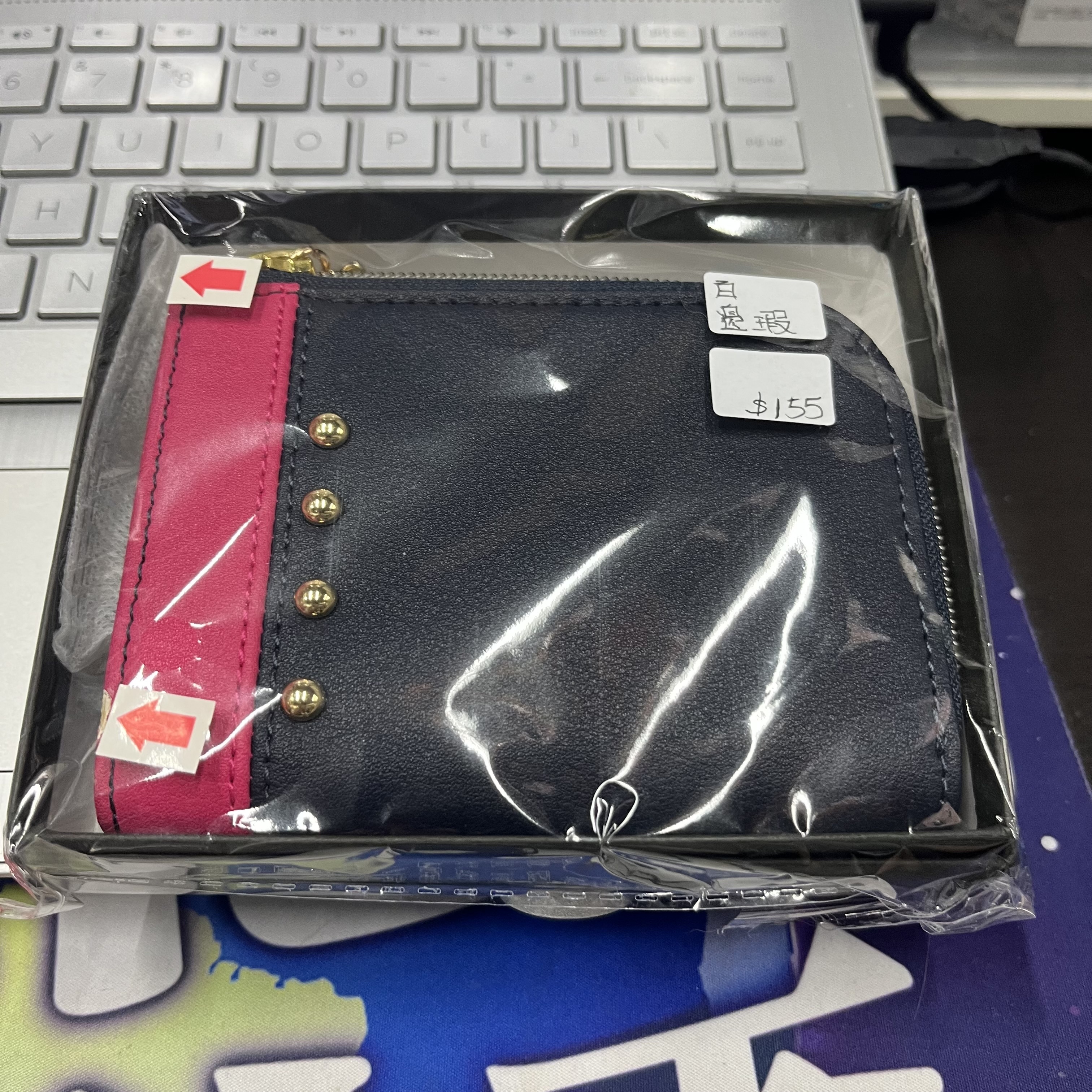 I7 百  銀包 邊瑕#276