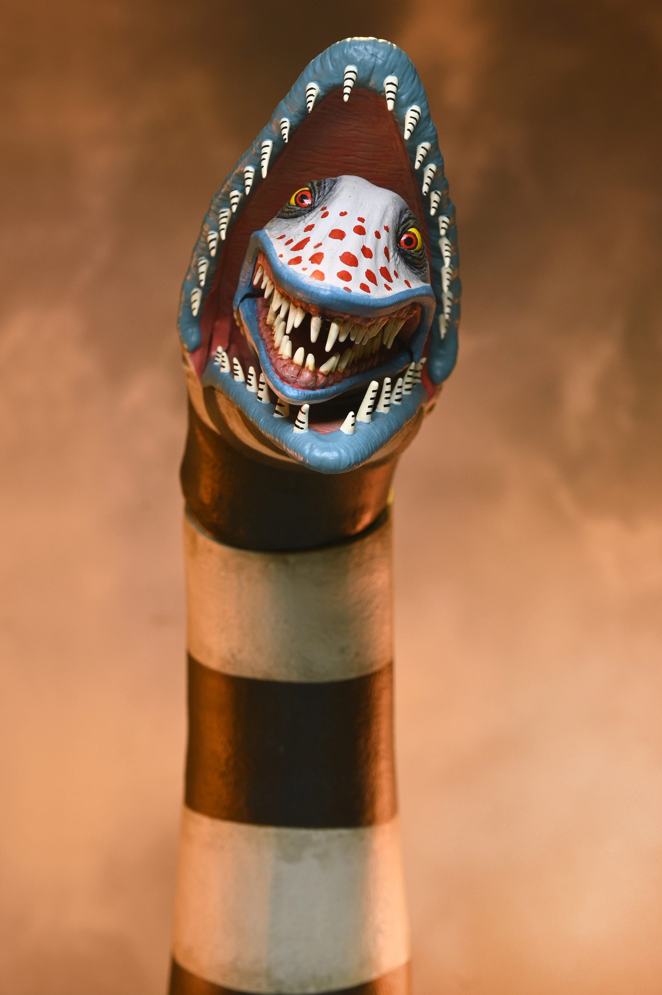 NECA 7吋 陰間大法師 鬥牛士甲蟲汁大師 & 沙蟲 2入組 SDCC限定