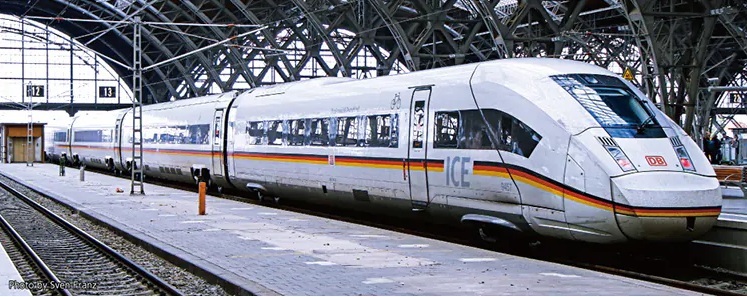 KATO 20-2024 ICE4「ドイツ連邦共和国」編成 7両基本セット (10-2024)