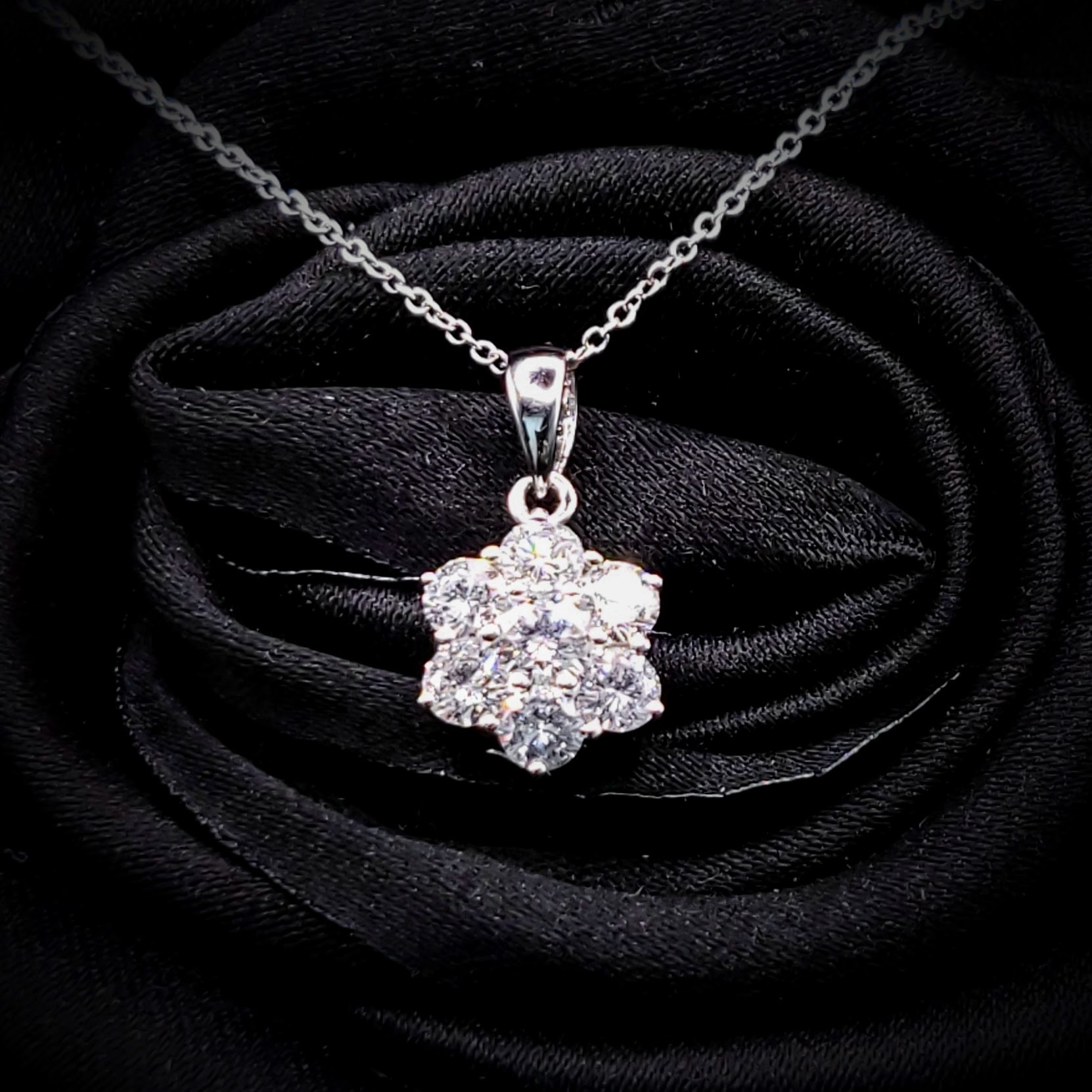 18K White Gold 0.86ct Diamond Pendant