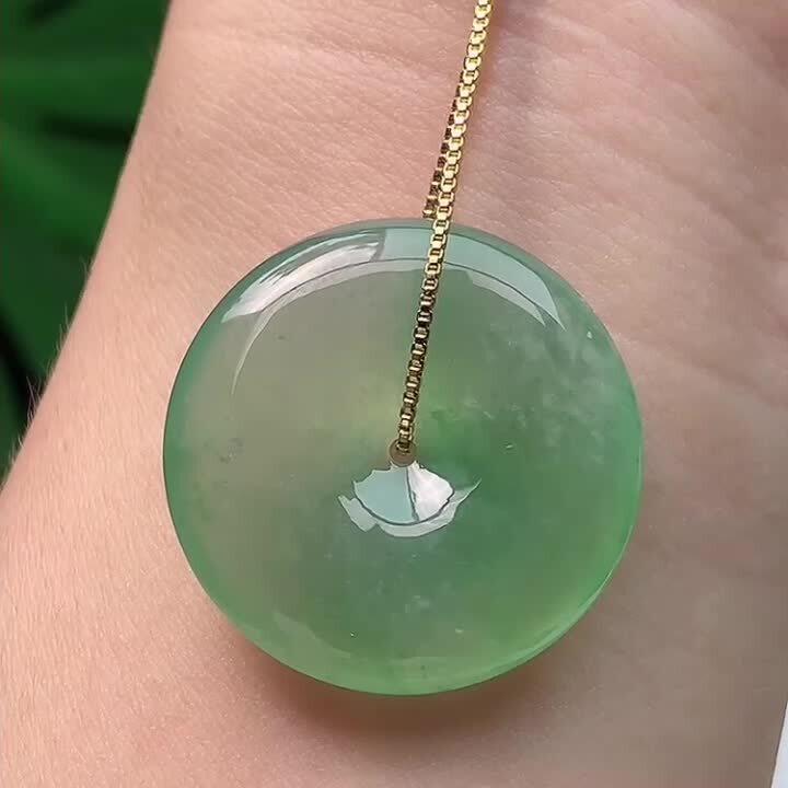 719318 翡翠冰種晴綠平安扣 (26.8mm直徑)