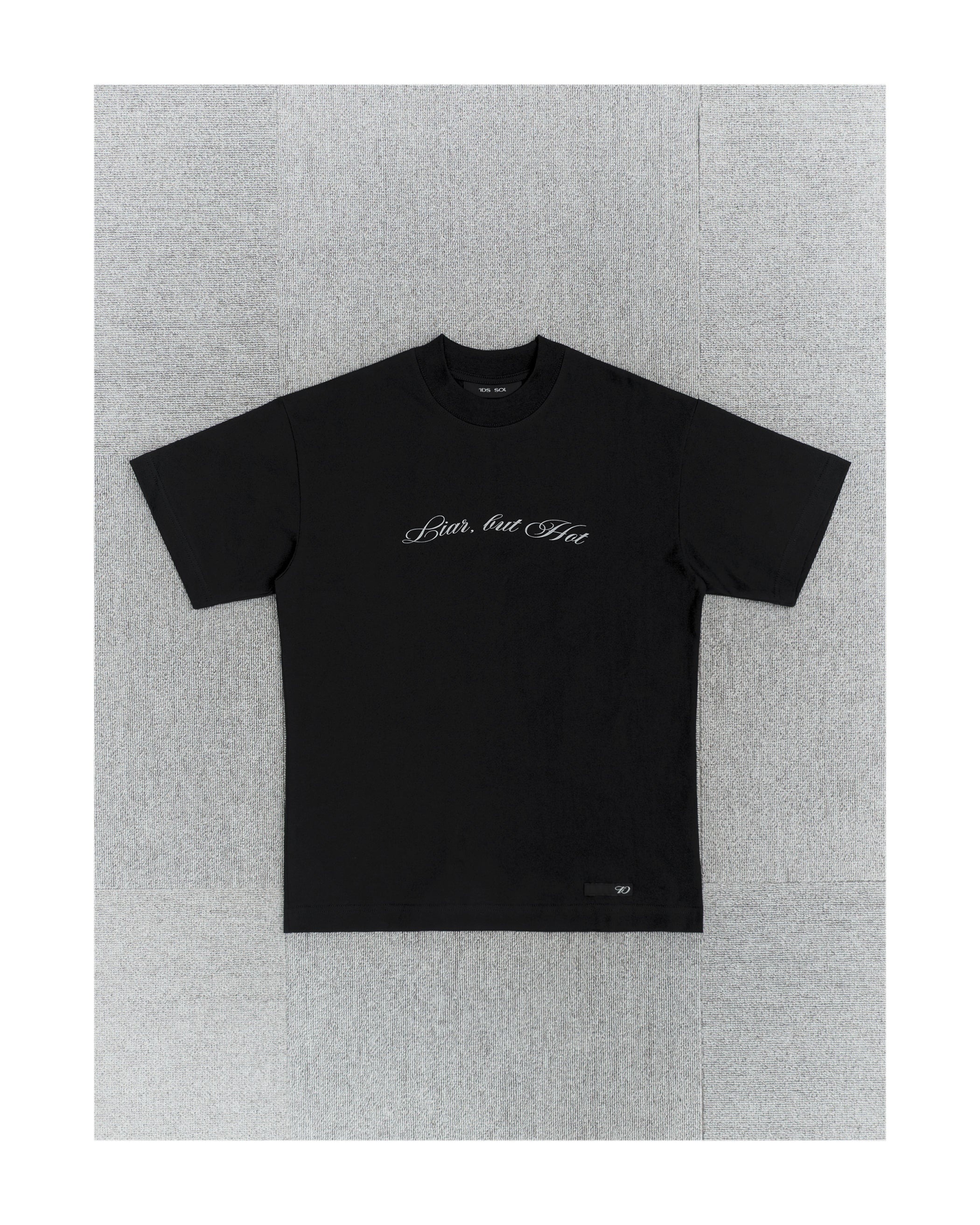 1dyLL｜10SS Cursive Slim Tee (Black)
