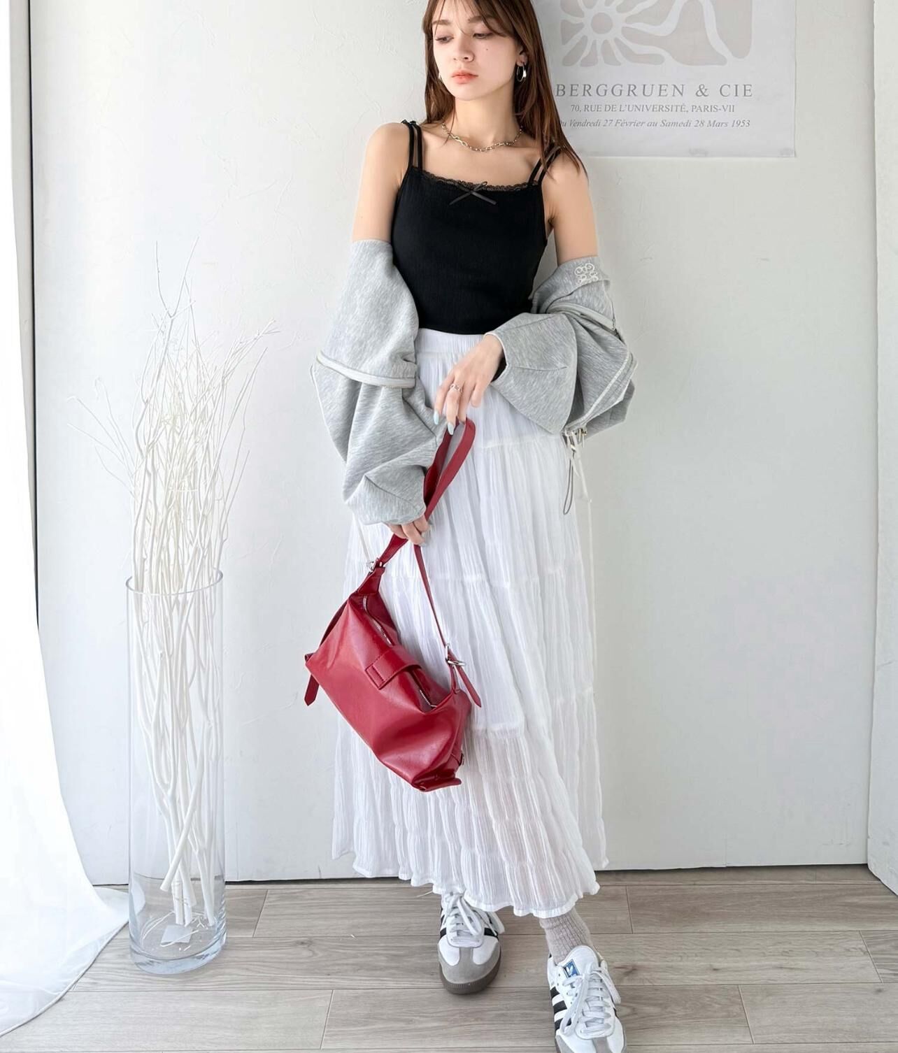 【預購】JN073103 mily bilet 女裝雙肩帶蕾絲吊帶背心