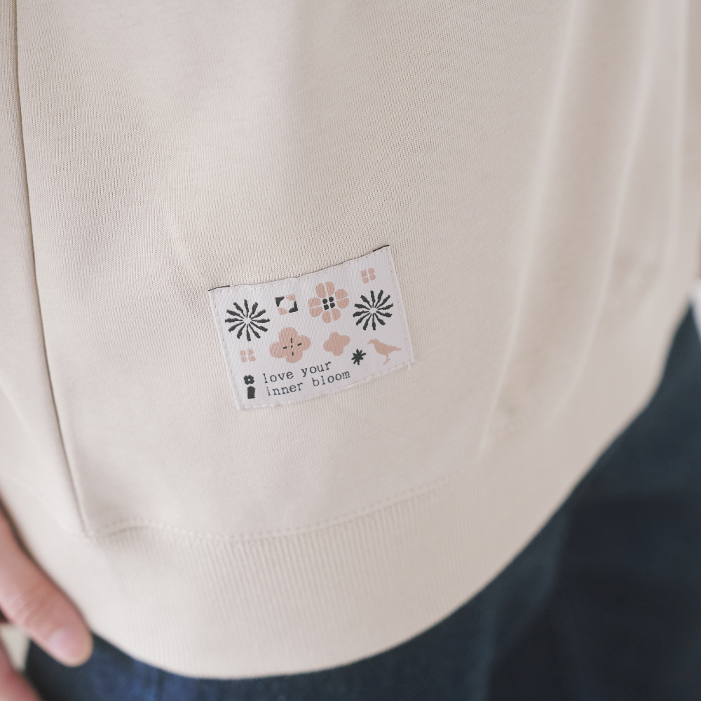 印花樂長袖大學T恤/"I"系列/大地棕